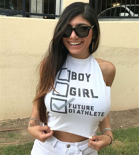 mia khalifa pron hub|Mia Khalifa New Porn Videos